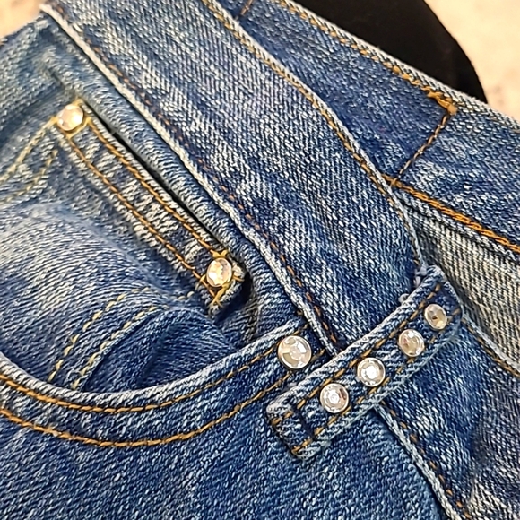 Guess Jeans - Picture 7 of 7